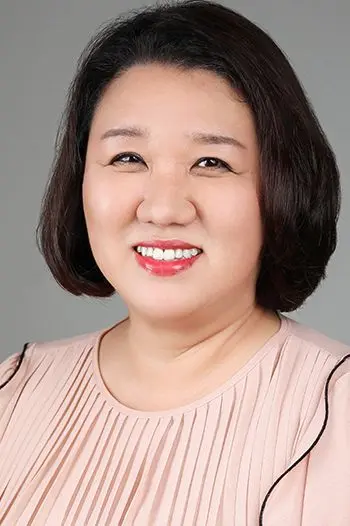 Cynthia Ra