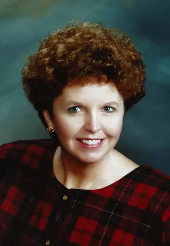 Debbie Echols