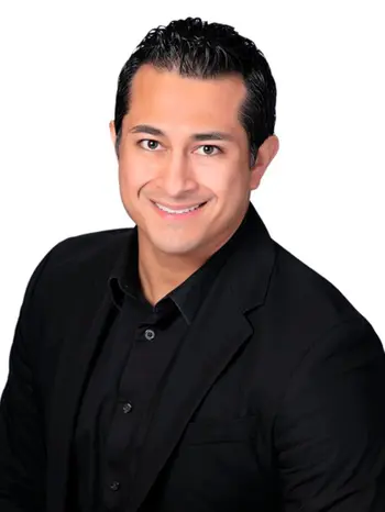 Victor Hernandez