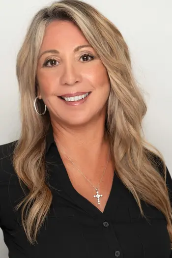 Shelly Dickson