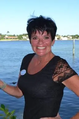 Robin Bundy