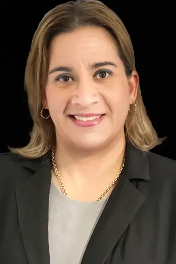 Paula Villa