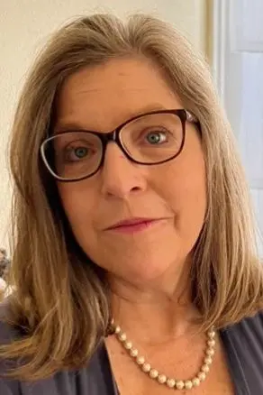 Lynn Makowiecki