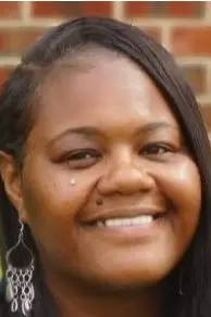 Dee Akindoyo