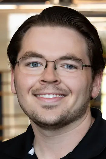 Steven Toth