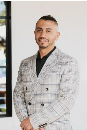 Kiro Awad