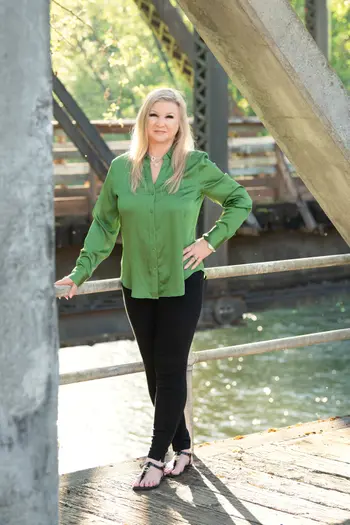 Angela Angell
