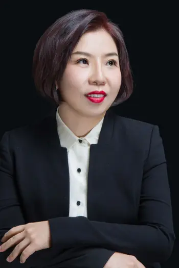 Cindy Han