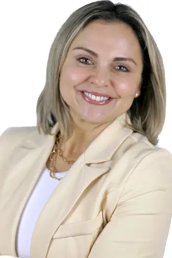 Sandra Cruz