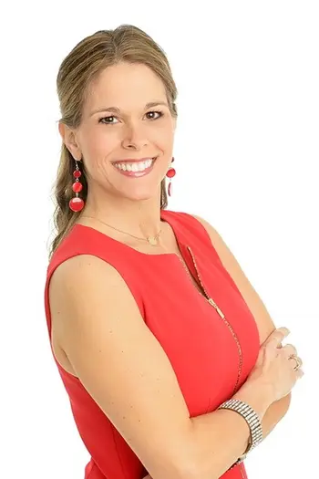 Karolyn Kelly