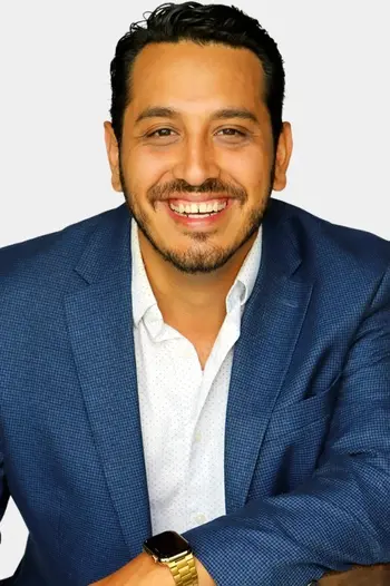 Simon Raya