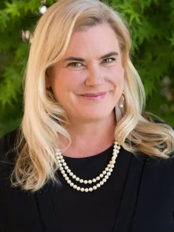 Cara Rooney Ross