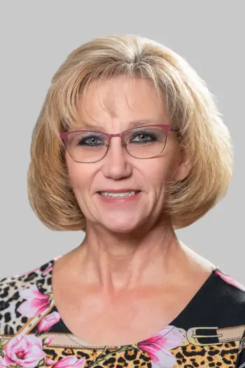 Leslie Miller