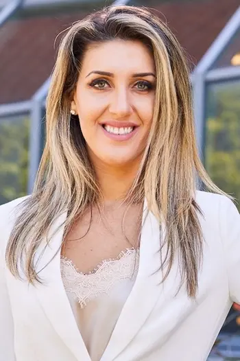 Leyla Bortnowski