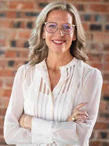 Jenn Bacak