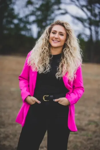COURTNEY SCHLENKER
