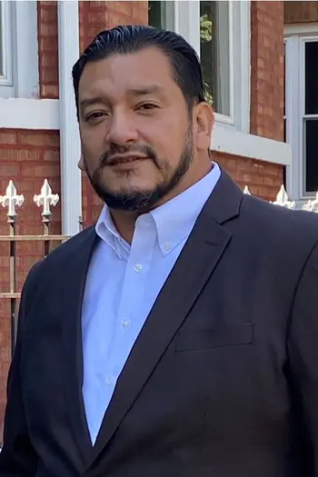Byron DeLeon Garcia