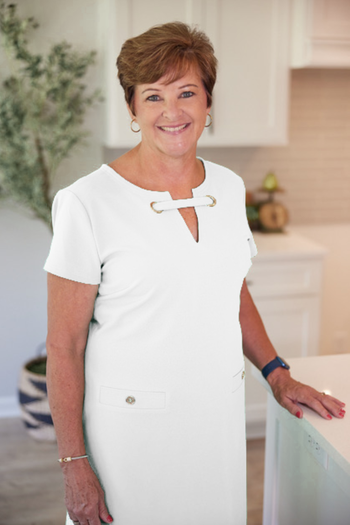 Leslie Sample