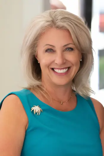 Nicholle McKiernan