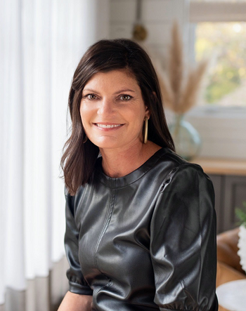Lindsay D'Aprile