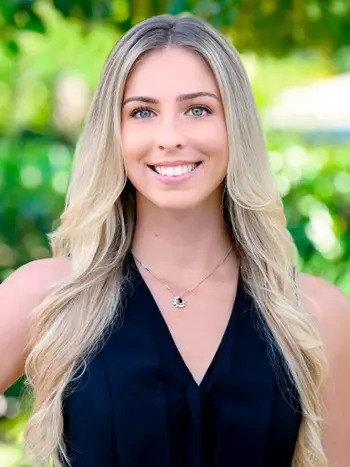 Mackenzie Warren