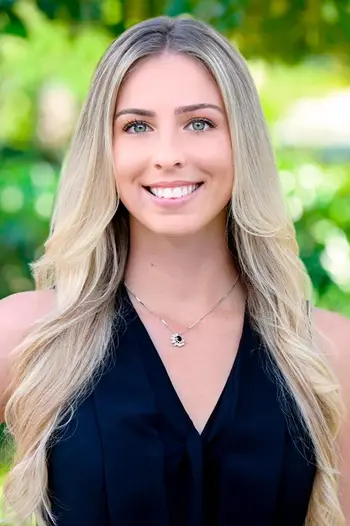 Mackenzie Warren
