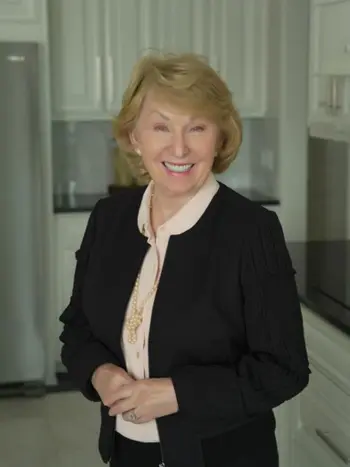 Sharon Martinelli