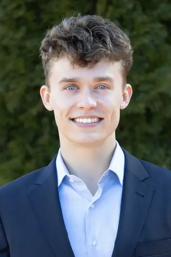 Hayden Karvois