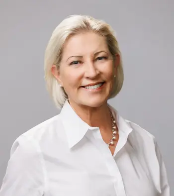 Lucyn Maurer