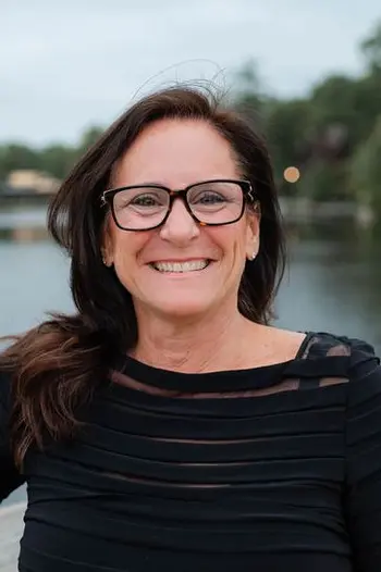 Jennifer Lynch