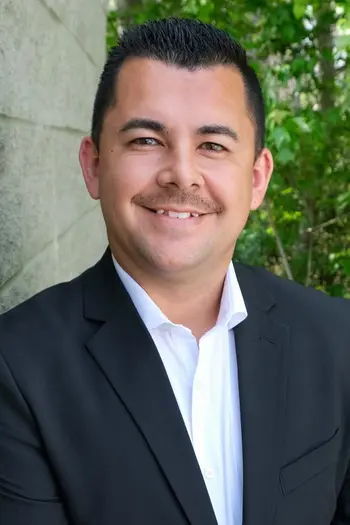 Josh Lee