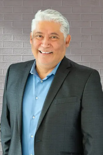 Raymond Hernandez