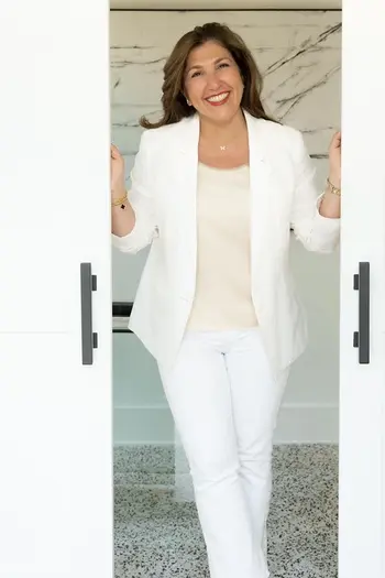 Mandana Tavakoli