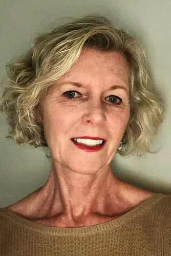 Debbie Strathearn