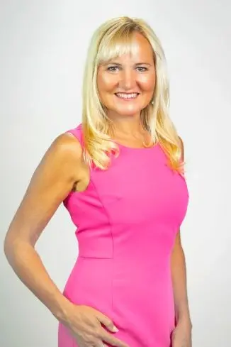 Claudia Breuer