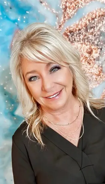 Denise Artery