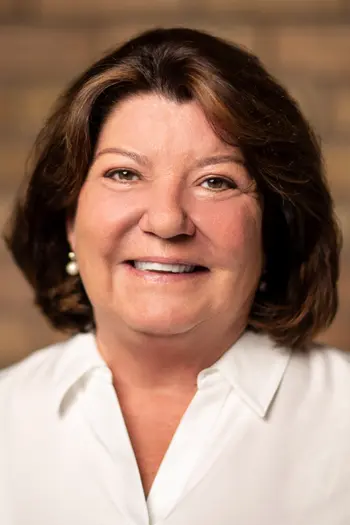 Candi Stabeck