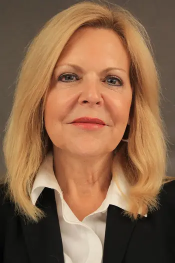 Andrea Decker