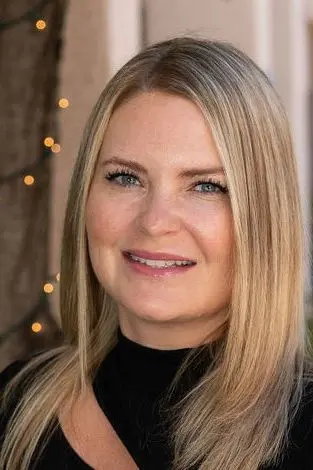 AMY SMITH