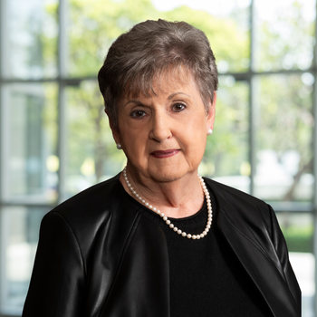 Linda Stiles