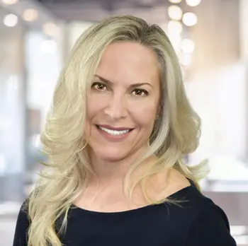 Lynne Bertoldo Vista