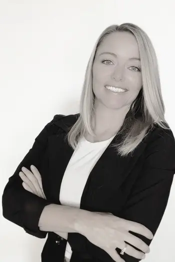 Mandi Schwartz