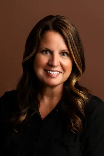 Jennifer Robertson