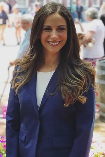 Julia Narsasian