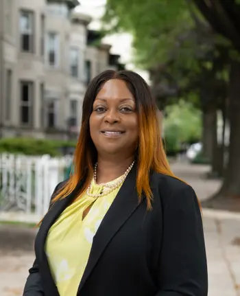 Yvette Lee-James