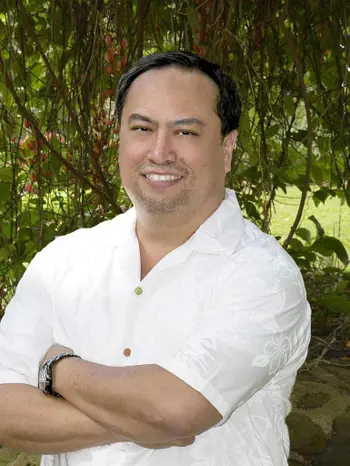 Lester A Salazar