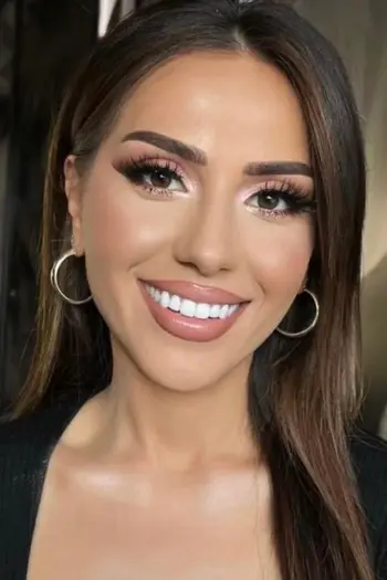 Flora Ibraimi