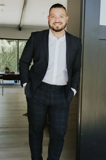 Nestor Aguilar