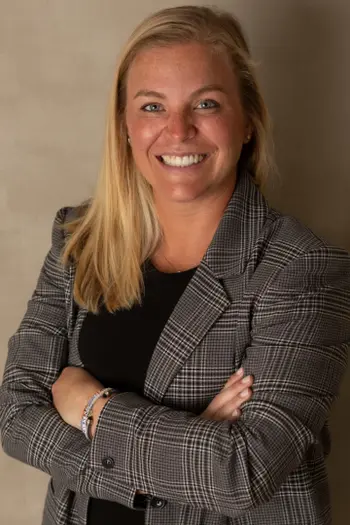 Lindsay Wise