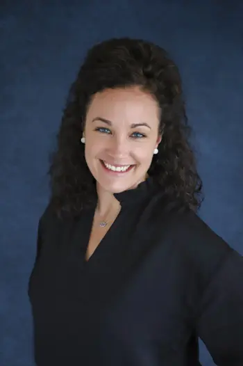 Marianne Fox